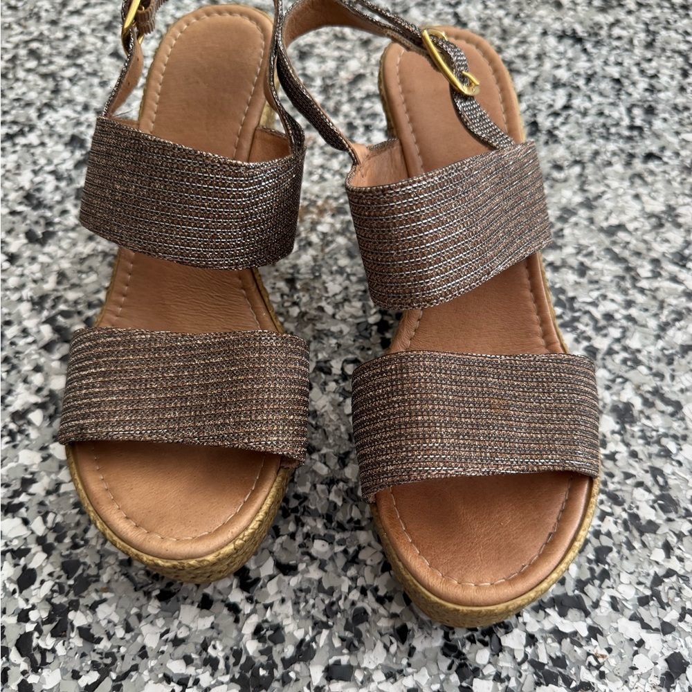 Brown sparkly Wedge Sandals made in Italy